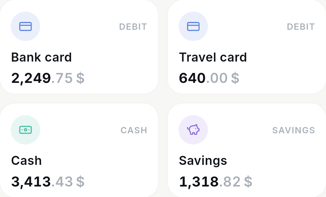 Three wallets — a bank card, cash and savings — each with its balance, under an assets total.